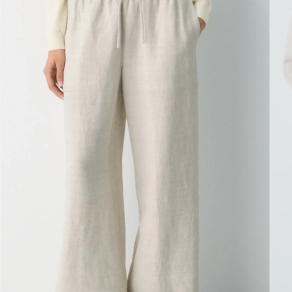 Lodge aritzia Cream Trousers - Picture 1 of 5